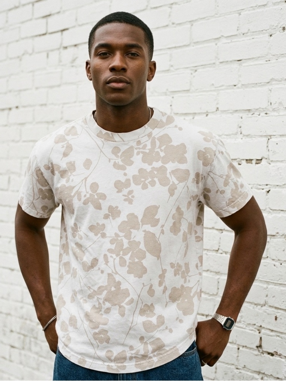 Abercrombie & Fitch Soft A&F Essentials Relaxed T Shirt Mens M Cream Floral